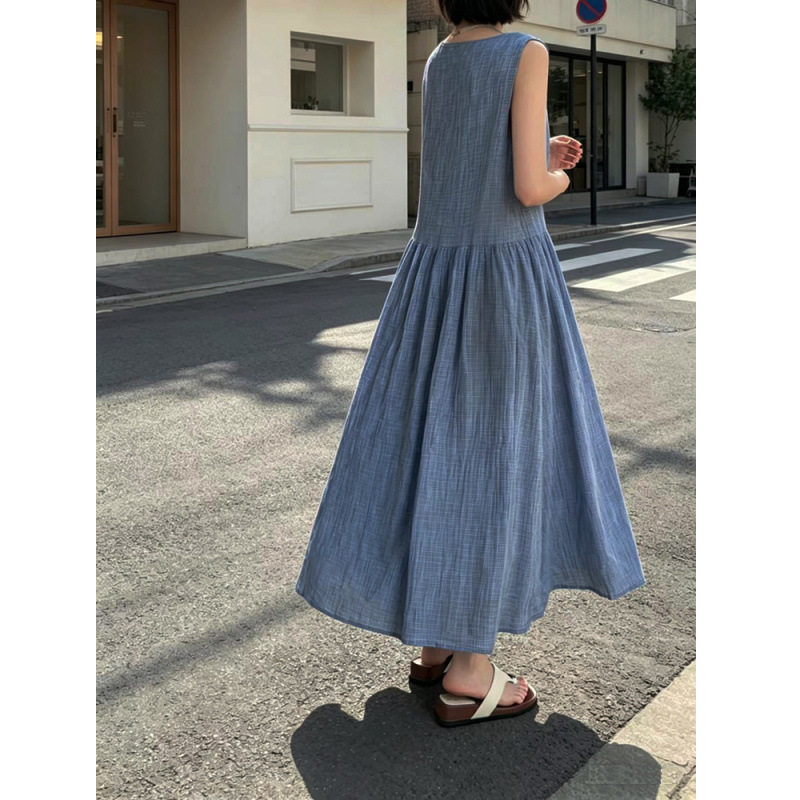 复古蓝色格纹背心连衣裙女夏无袖衬衫单排扣长裙显瘦减龄松弛感