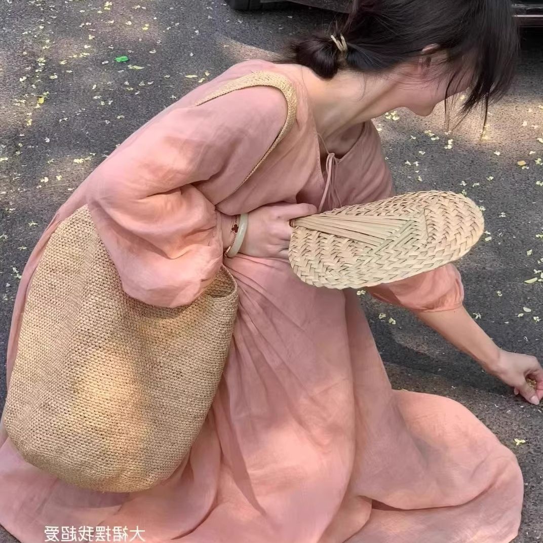 粉色棉麻洋装2026早秋新