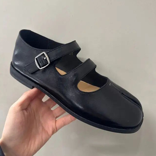 真皮浅口分趾鞋 诗歌兰女鞋 2026春季 新款 气质平底一字扣带休闲单鞋