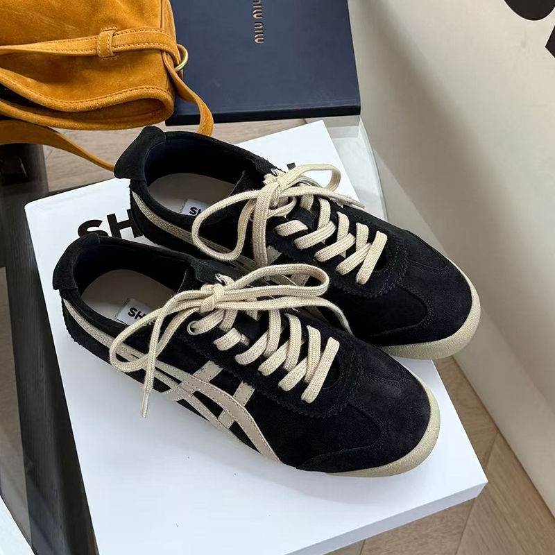 2025新款休闲风平底百搭透气真皮