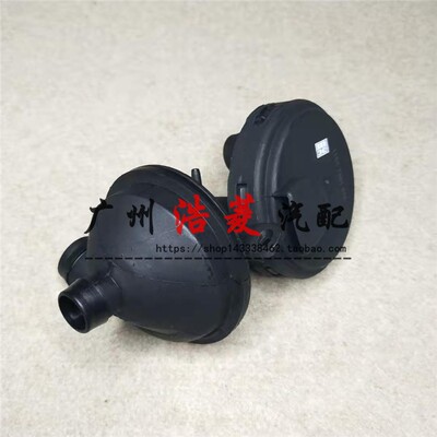 适用E36 E39 E46 E38 X5E53 E60 E66 E83 M54 油水分离器 废气阀