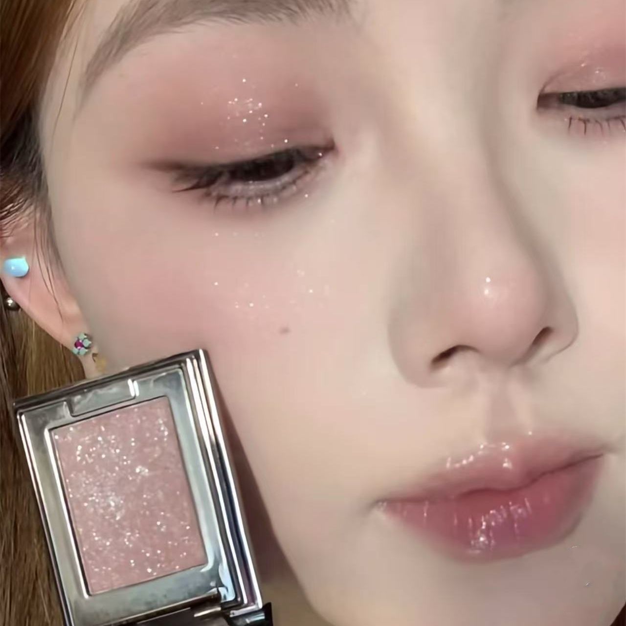 低饱和烟熏妆单色眼影