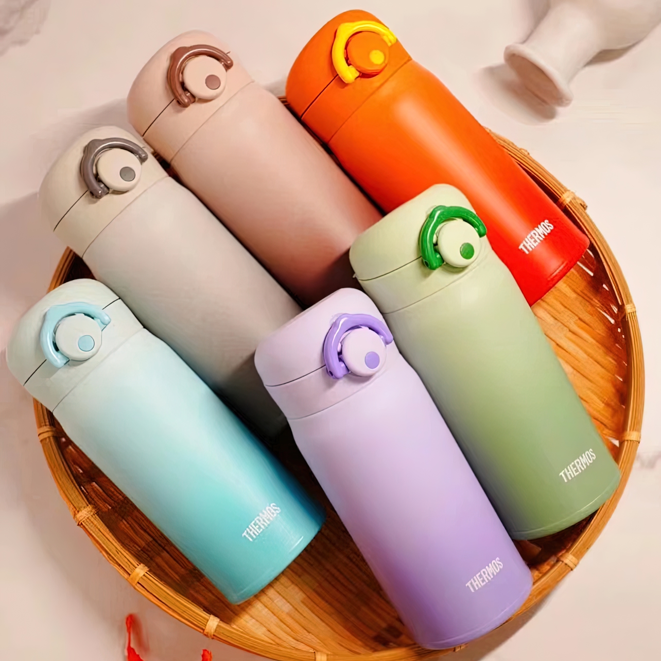 膳魔师超轻多彩渐变保温杯