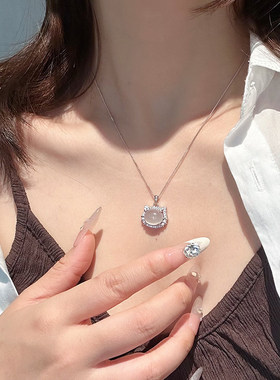 可爱猫头仿玉髓项链2026小众设计时尚感颈链轻奢百搭锁骨链饰品