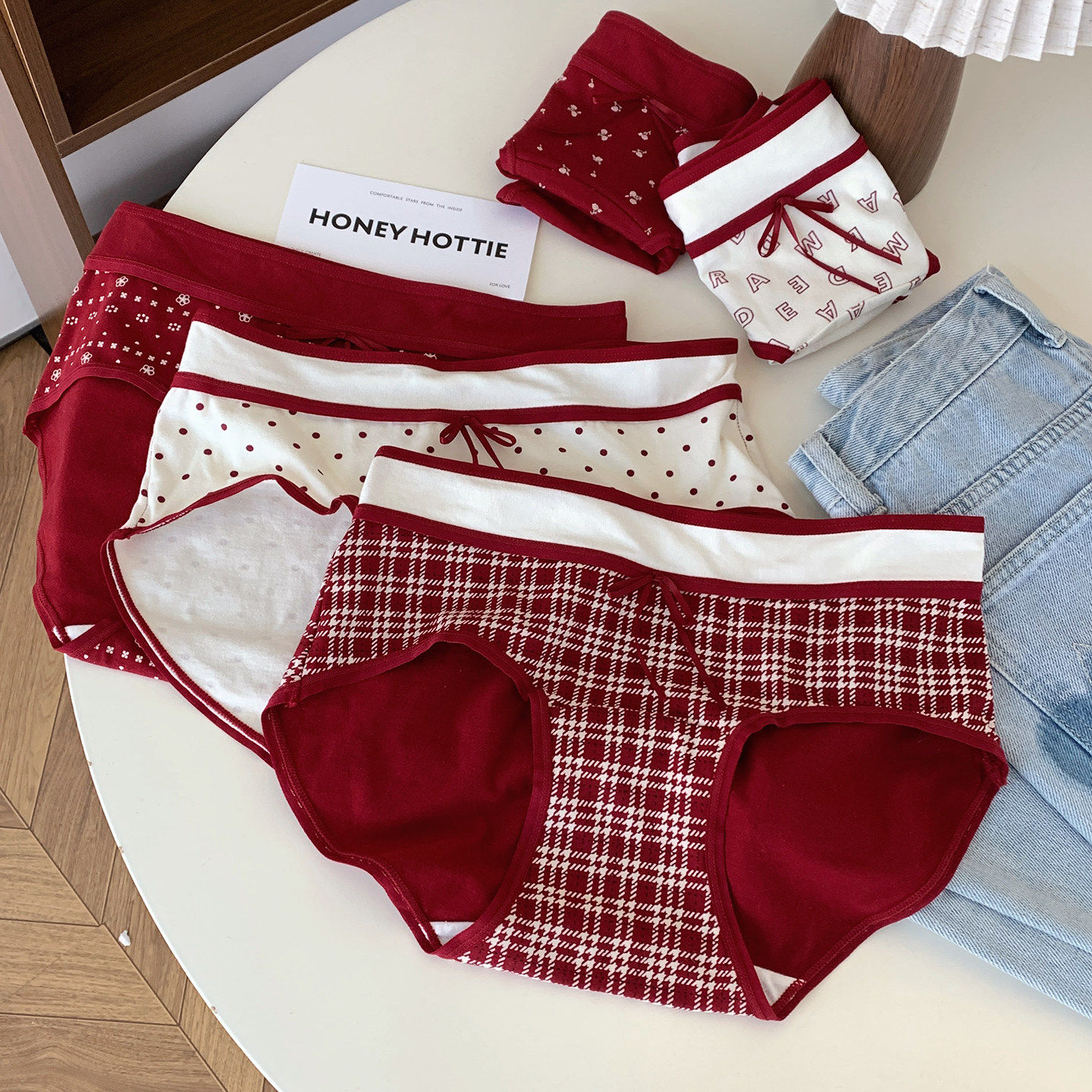 本命年红色蝴蝶结内裤女2025新款纯棉中腰透气印花三角裤不卡裆,女士内衣/男士内衣/家居服,女三角裤,淘宝优惠券,粉丝福利购,淘宝优惠卷