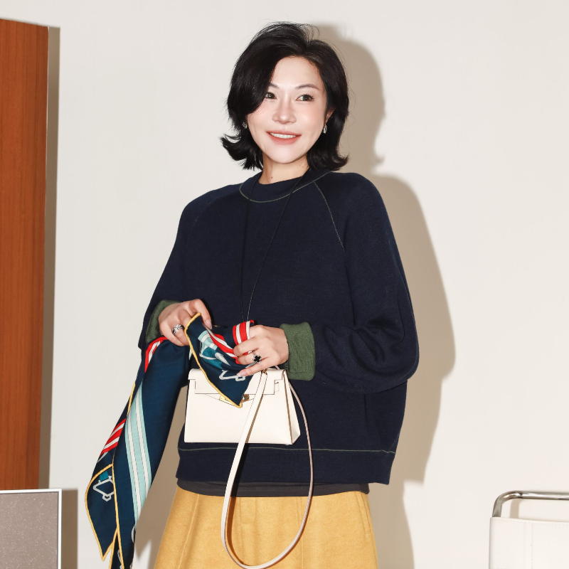 针织软糯羊毛保暖插肩袖长袖卫衣