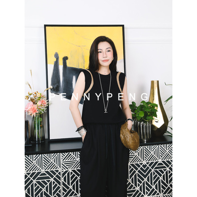 巴黎印象撞色垫肩无袖背心