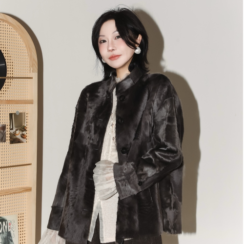 保暖皮毛一体皮草外套