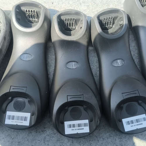 请询价；symbol讯宝底座 CR0078 成色如图，有9个，单价