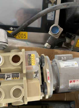 请询价；ORION好利旺真空泵KD401-301 成色如图，三菱40