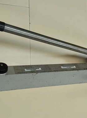 请询价；LUKAS 液压油泵 D-91058，德国原装进口，成色如图