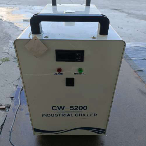 请询价;拆机一台激光CW-5200水冷箱一个,实物拍摄需要的详情看