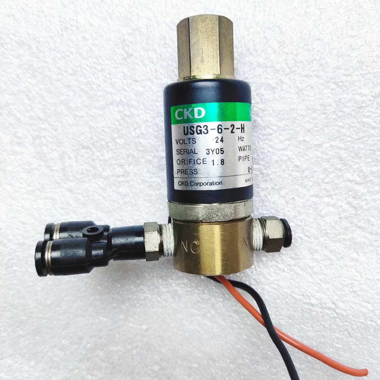 请询价-二手进口CKD直流电磁阀USG3-6-2-H 24V 4W