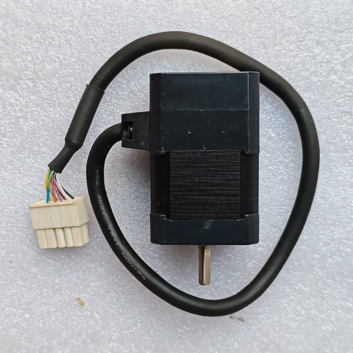 请询价-拆机VEXTA东方电机ASM46AK DC1.95V 1.3