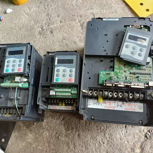 请询价;汇川型伺服驱动器IS550AT017I -108拆机现货,变