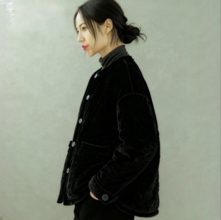 时尚黑色短款丝绒棉服外套女冬季新款2025气质单排扣保暖开衫上衣