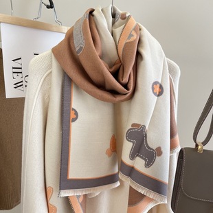 百搭长款 韩版 多功能披肩围脖 双面仿羊绒围巾女冬季 轻奢气质木马