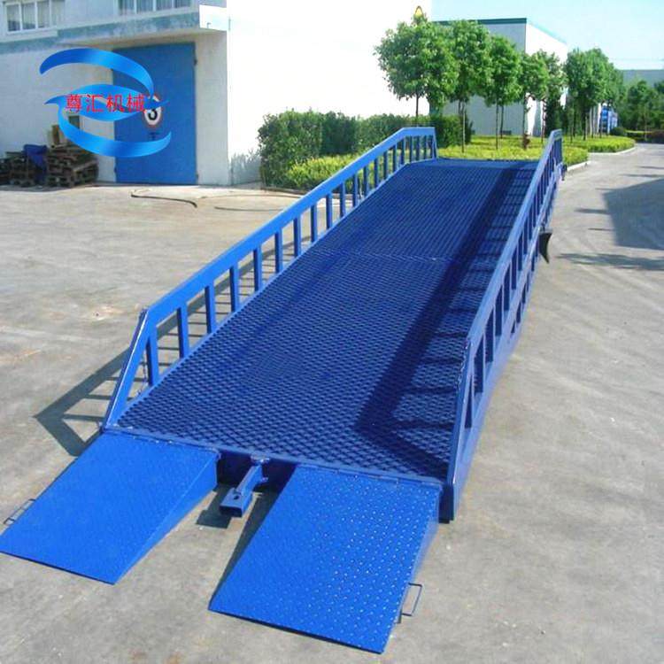 8吨10吨12吨集装箱货柜装卸货平台15吨移动式登车桥装货平台厂家