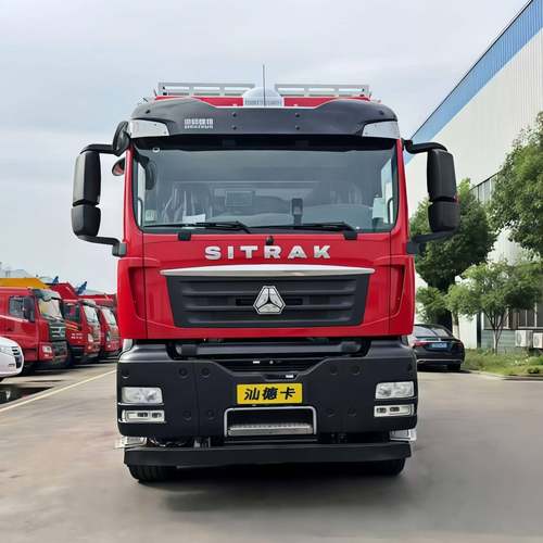 重汽豪沃宿营车移动宿营车野外露营车户外旅行用野外移动厕所