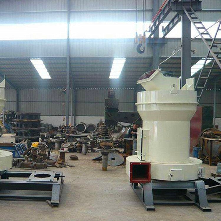 雷蒙磨粉机 30石灰石研磨机 超大型雷蒙磨磨粉机小型三辊研磨机