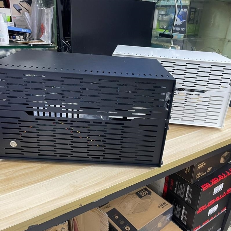 议价NAS机箱黑群晖ds918的12盘nas/3.5寸黑群晖1