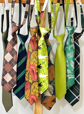 买二送一复古个性小众领带女免打短小猫郁金香绿色条纹学生学院风