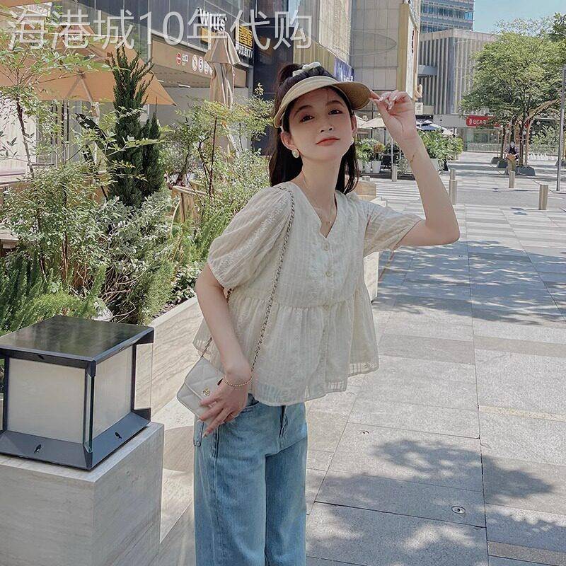 短袖衬衫女2026新款夏季法式短款V领小衫泡泡袖蕾丝刺绣时尚上衣