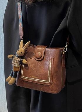 法国MKBM新款复古斜挎包高级真皮包送女友送老婆新年礼物水桶包包