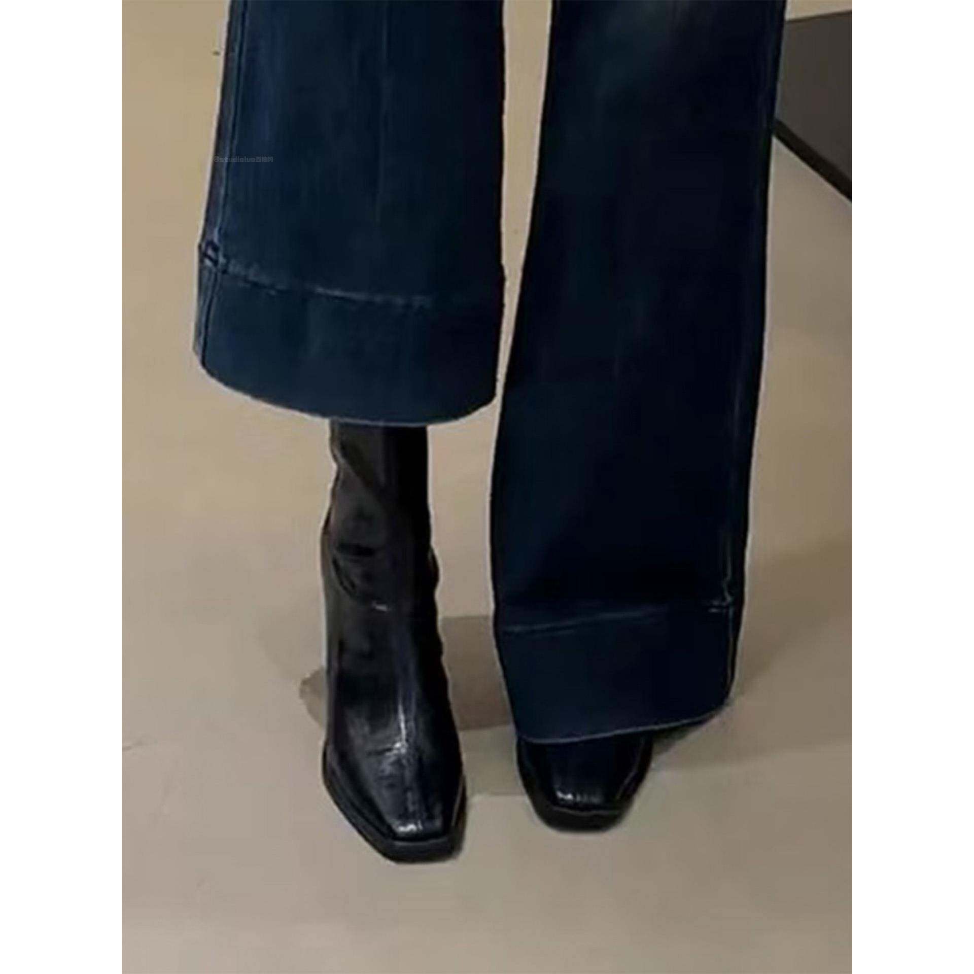 香港英伦风短靴女2025秋冬新款法式覆古方头瘦瘦靴百搭粗跟马丁靴