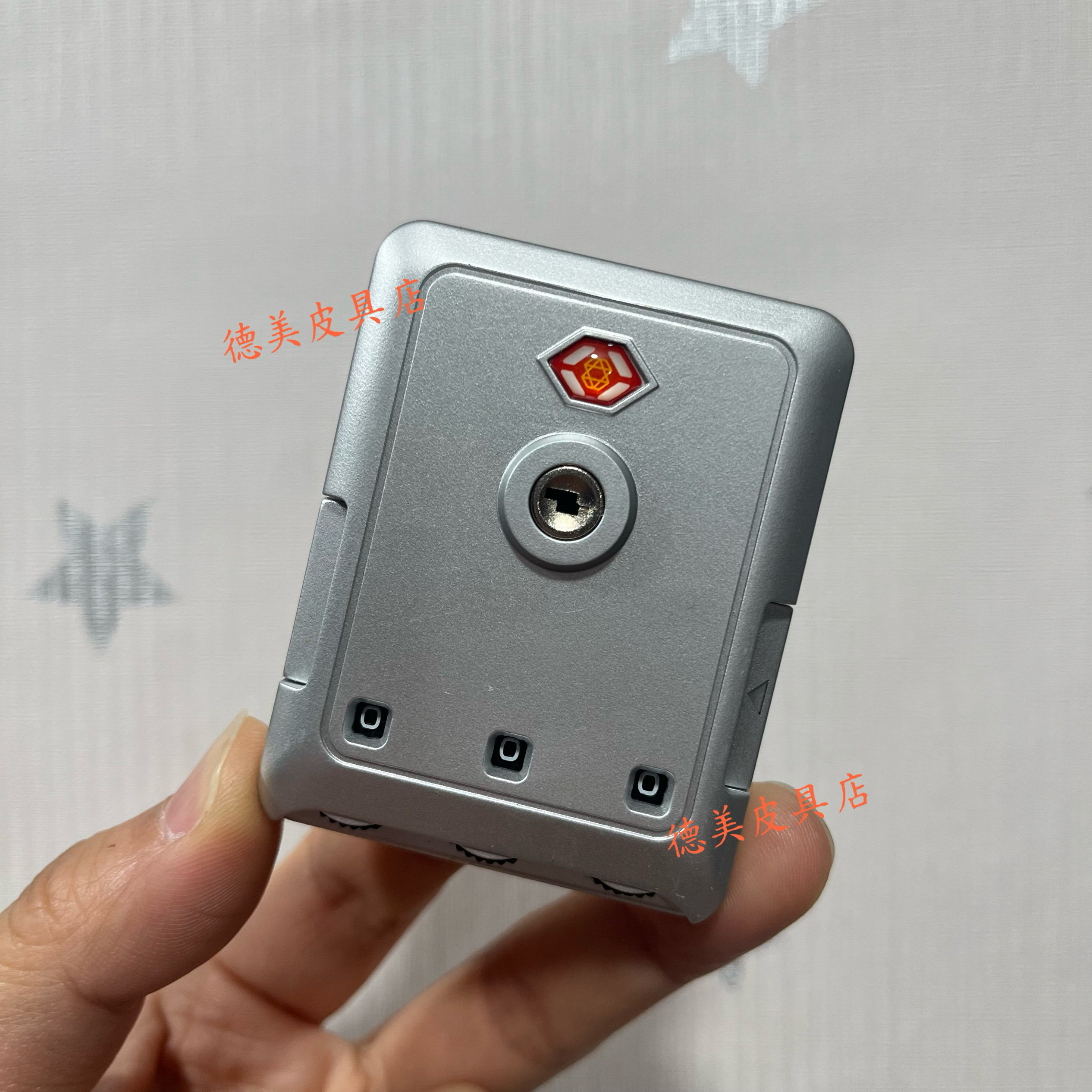 行李箱密码锁更换维修铝框箱锁拉杆箱锁银色通用锁异形框小方锁20,箱包皮具/热销女包/男包,旅行箱配件,淘宝优惠券,粉丝福利购,淘宝优惠卷