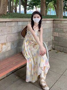 小个子日系穿搭海边度假碎花吊带连衣裙子女夏季性感显瘦a字长裙