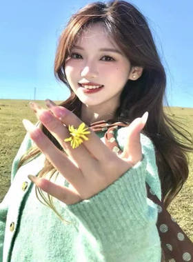 绿色复古软糯针织毛衣外套女秋季韩系慵懒风外搭宽松圆领开衫上衣