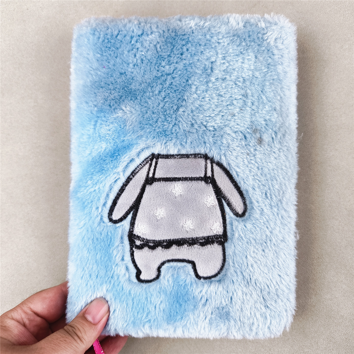 瑕疵品！外单B6毛绒本清仓