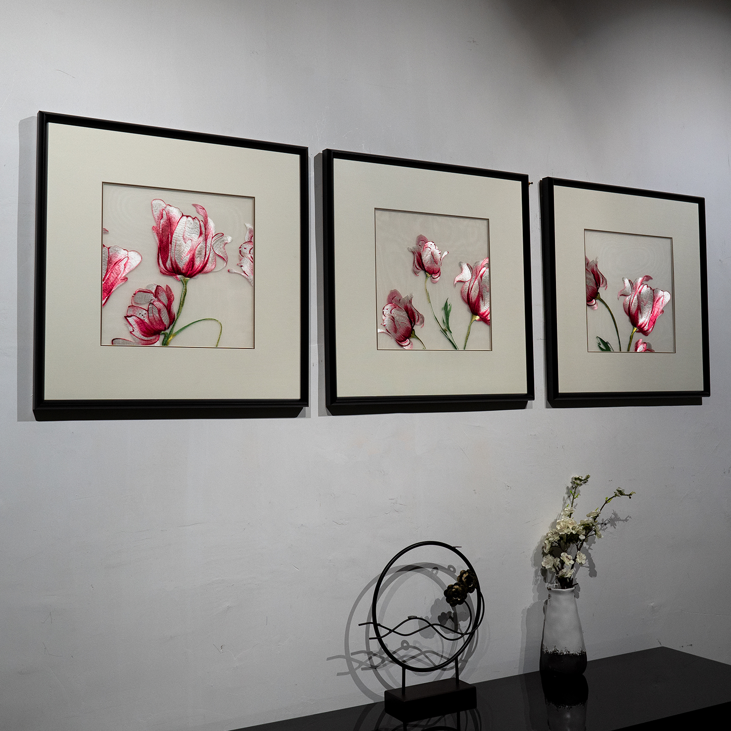新款郁金香苏绣挂画花卉客厅沙发背景墙装饰画书房茶室成品刺绣画图片