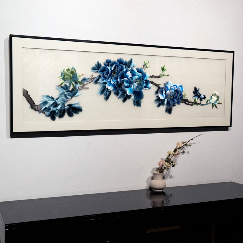 新中式床头卧室苏绣成品挂画蓝牡丹刺绣画手工装饰画金属装裱真丝图片
