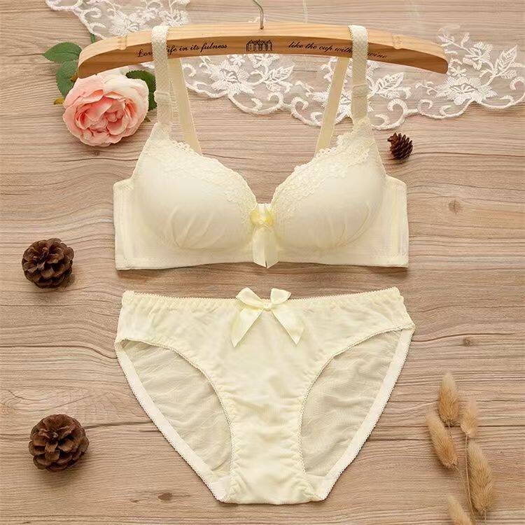 性感内衣女小胸聚拢显大夏季上薄下厚细肩带白色美背文胸蕾丝胸罩