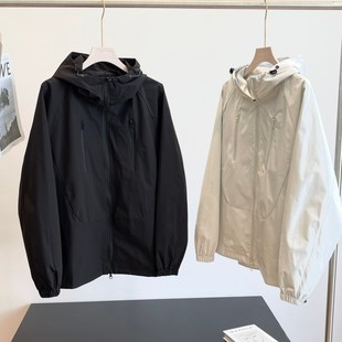 外贸女装 机能设计师款 工厂尾货户外冲锋夹克 防泼 轻型化防风