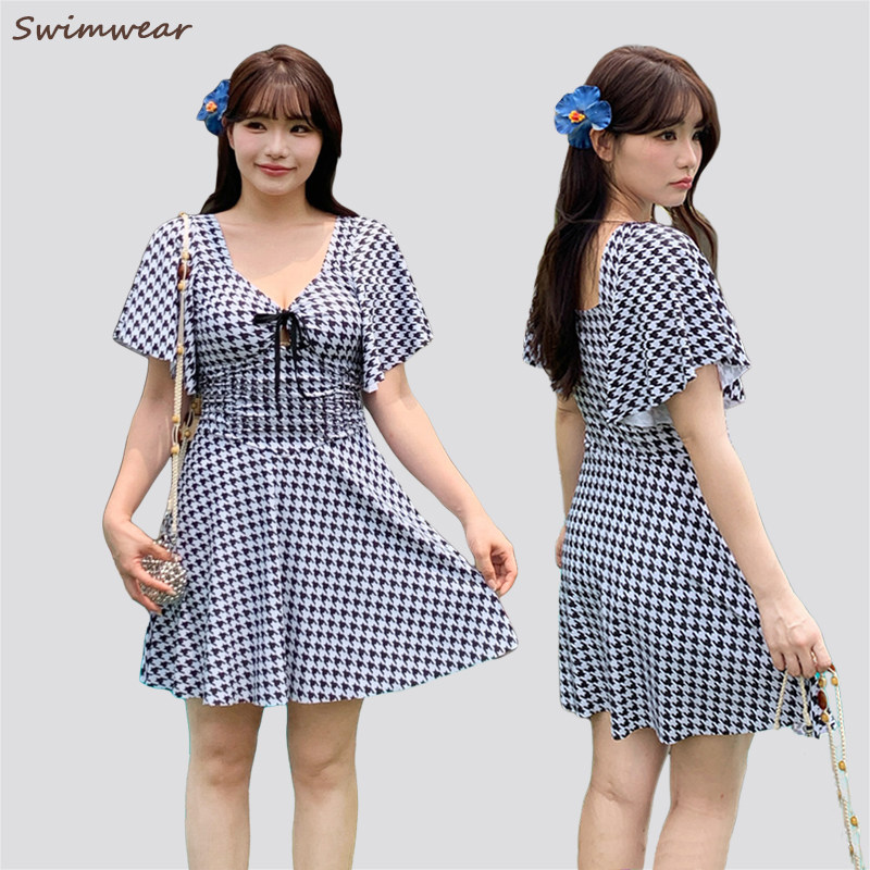 格子200斤大码泳衣女新款胖mm遮肉显瘦连体裙式保守温泉海边度假
