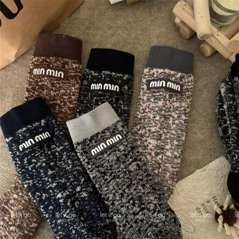 小香风纯棉欧货中筒袜女士百搭女