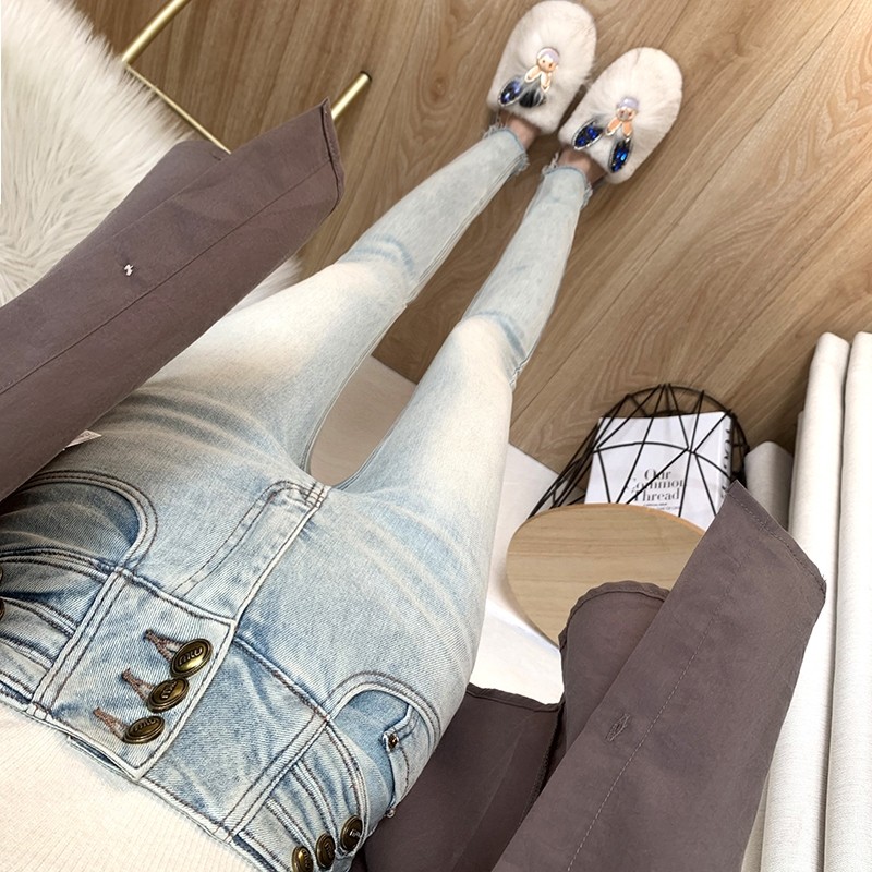 特显瘦洋气浅蓝白色高腰收腹牛仔裤女韩国东大门时尚修身小脚裤春