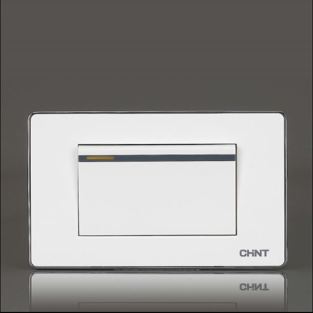 正泰墙壁开关插座面板NEW5F118