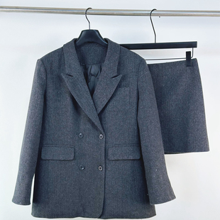 韩版气质名媛小香风羽绒套装女冬高级感毛呢西服外套半身裙两件套