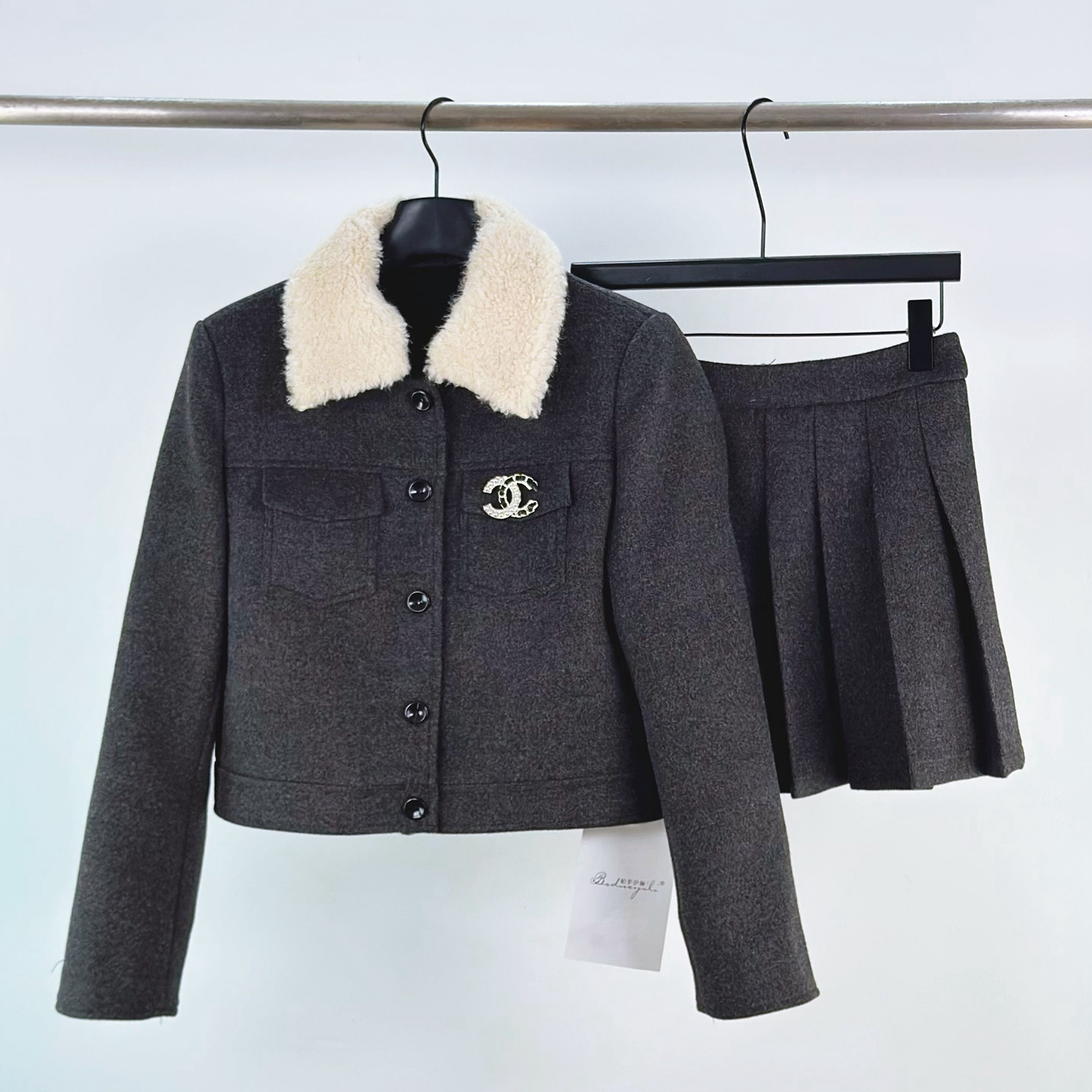 柏多伊俪上衣半身裙小香风套装