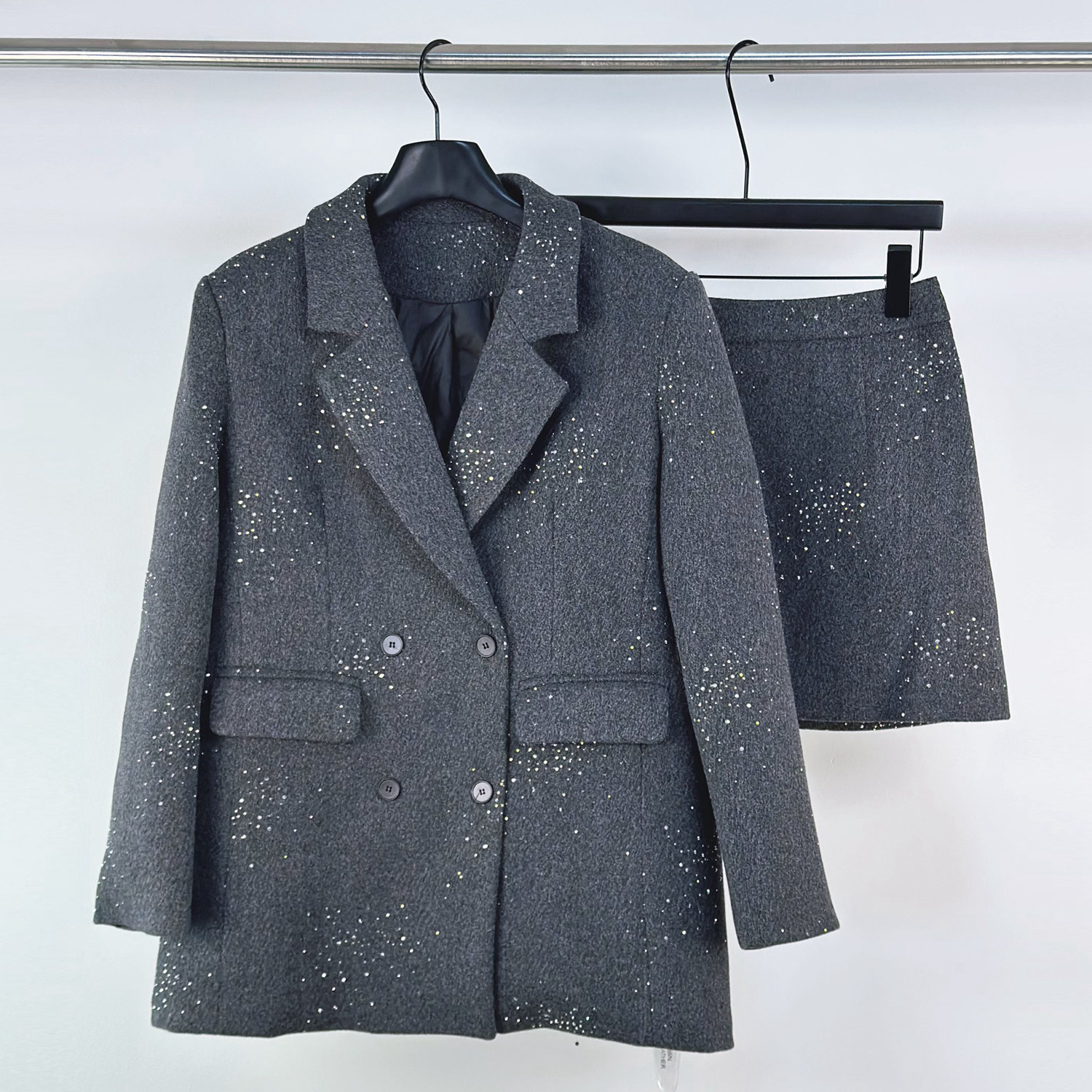 小香风重工细闪羽绒西装半身裙套装女冬新款高级感轻奢显瘦两件套,女装/女士精品,时尚套装,淘宝优惠券,粉丝福利购,淘宝优惠卷