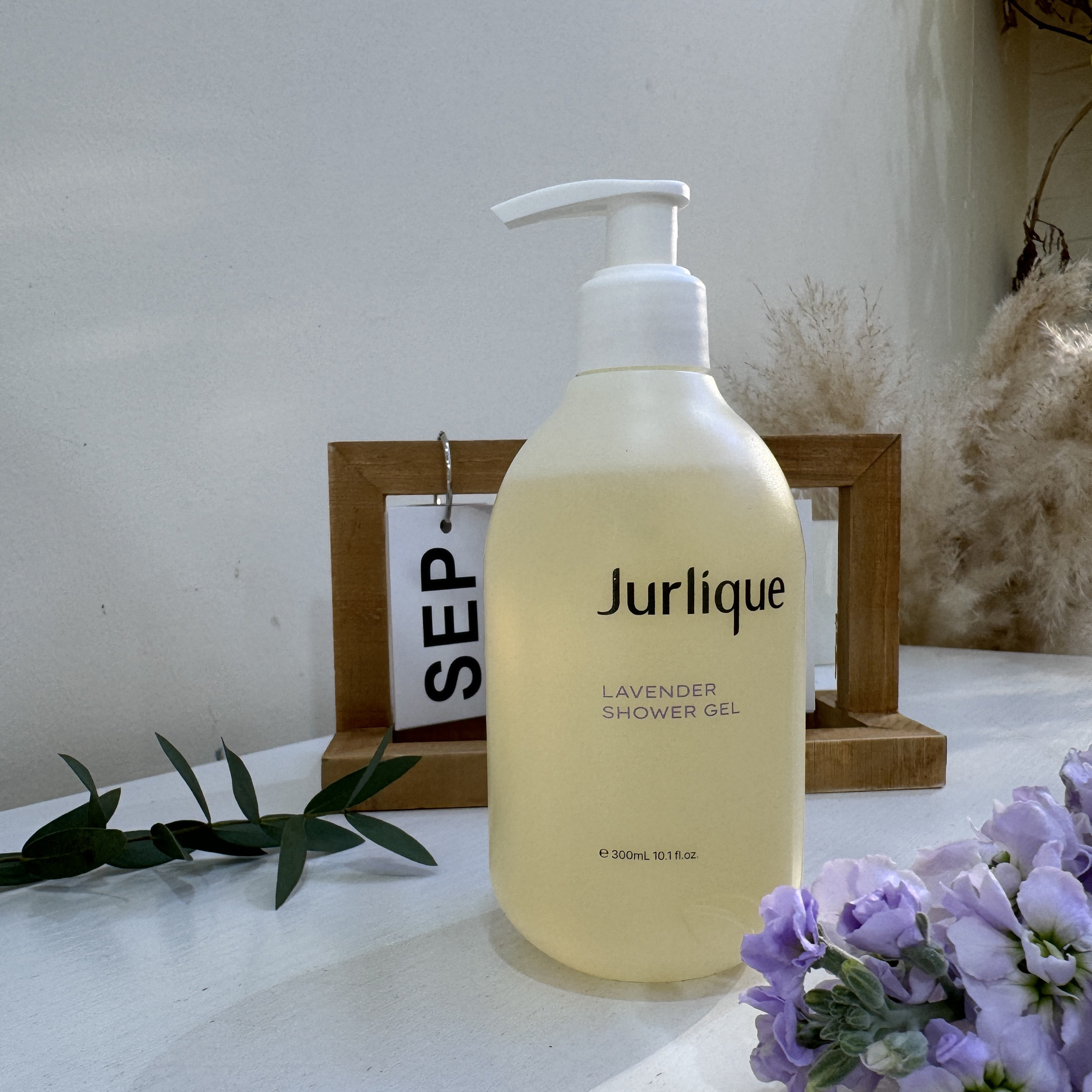 澳洲Jurlique茱莉蔻薰衣草精油香氛沐浴露300ml舒缓减压柔嫩
