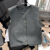 法式 胡子叔大码 女装 小金扣圆领针织马甲女宽松韩系百搭叠穿毛衣
