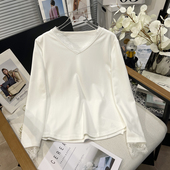 女装 2025春季 新款 胡子叔大码 v领内搭T恤女气质蕾丝拼接显瘦打底衫