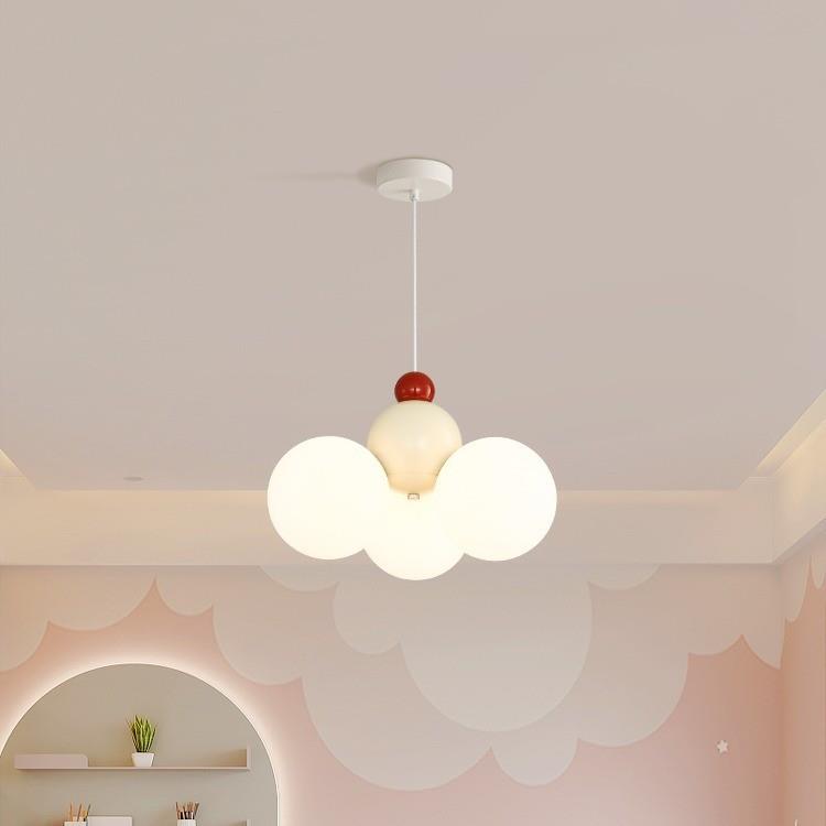 2025年新款卡通气球儿童房间灯法式奶油风魔豆灯创意温馨卧室吊灯