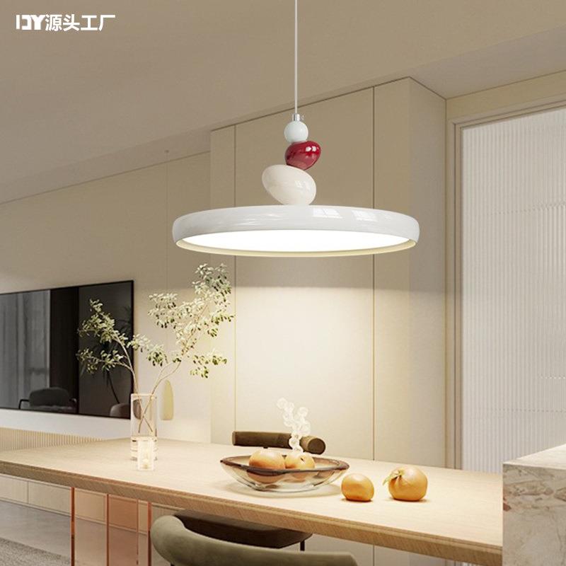 餐厅吊灯现代简约飞碟圆盘餐桌吧台灯全光谱护眼新款家用饭厅灯具
