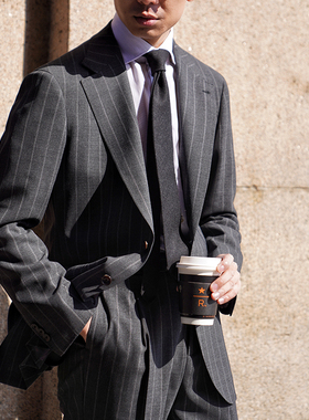 CM那不勒斯皇后1881Itravel旅行系列抗皱深灰条纹西服套装322